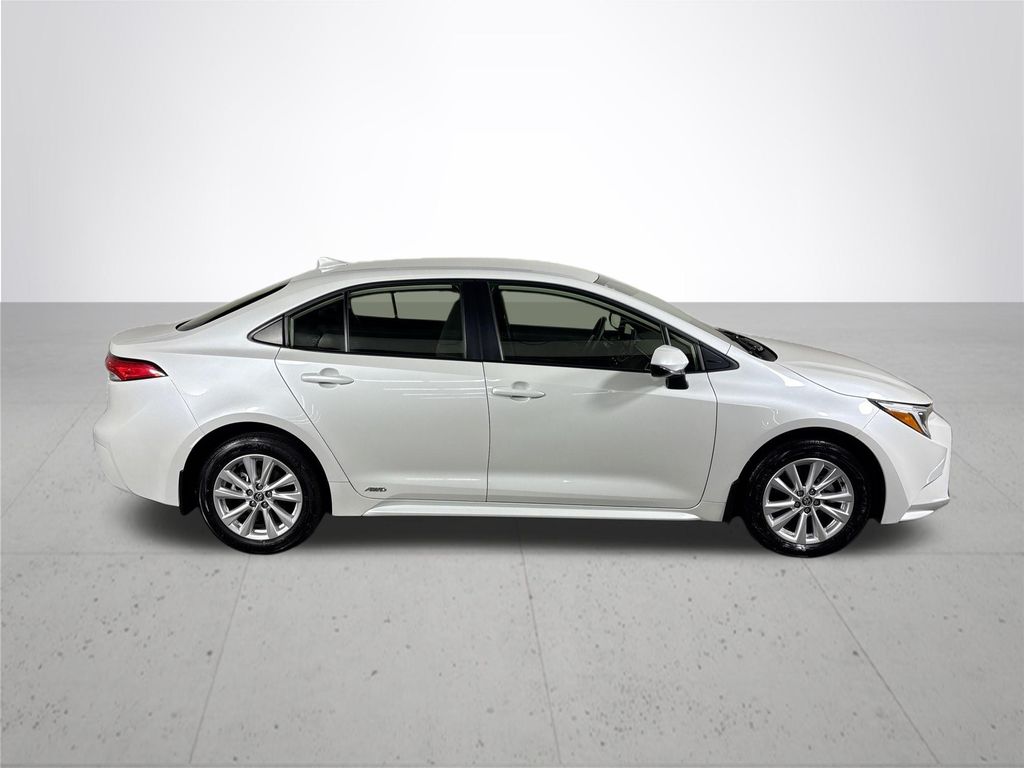 2024 Toyota Corolla Hybrid LE