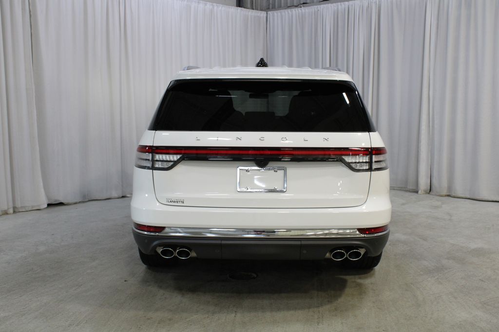 New 2026 White Lincoln Reserve image 23