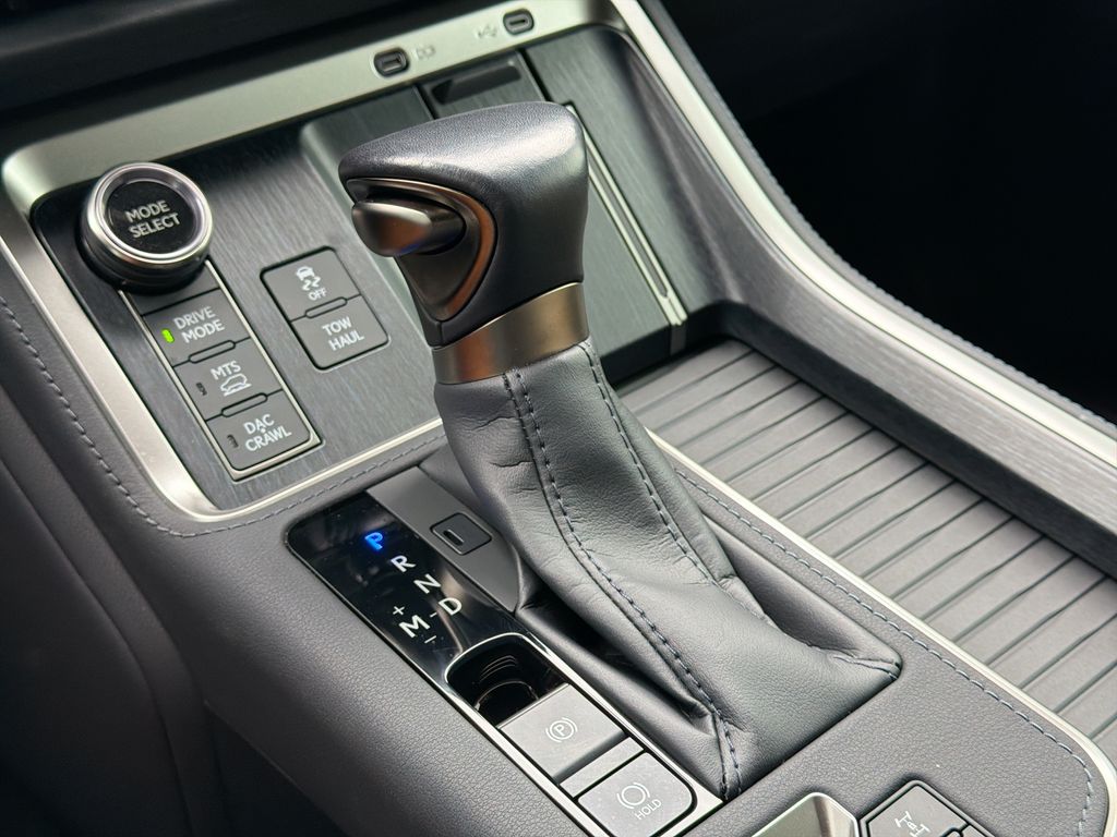 Thumbnail: 2024 Lexus GX - 20