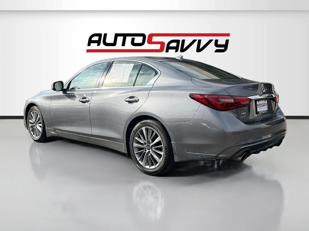 Used 2023 Gray INFINITI LUXE image 5