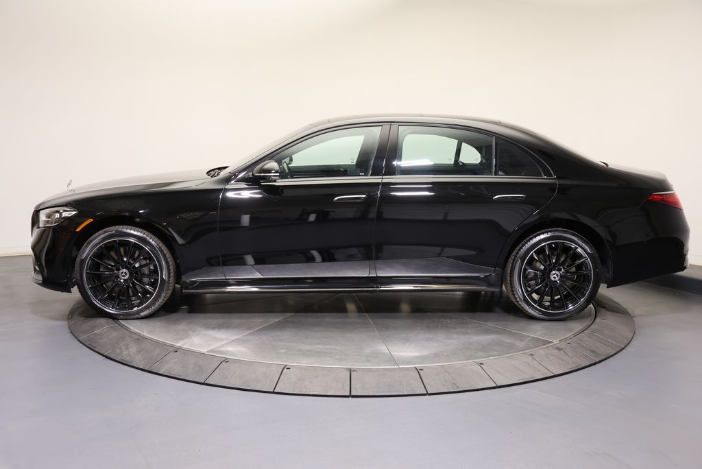 Thumbnail: 2026 Mercedes-Benz S-Class - 4