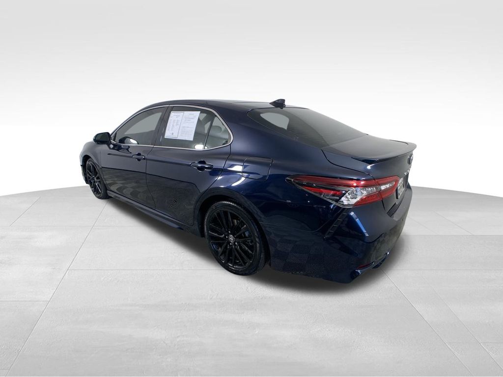 2021 Toyota Camry XSE 4