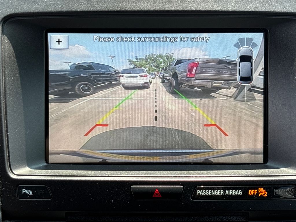 Used 2018 Silver Ford XLT image 27