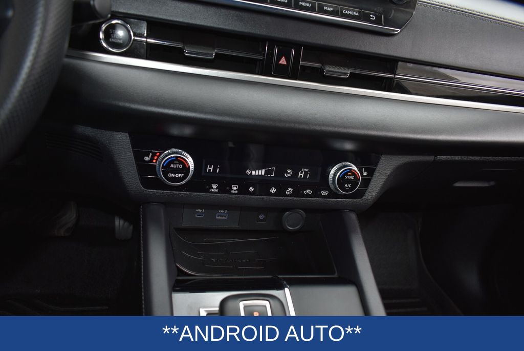 2024 Blue Mitsubishi Outlander SE AWD SUV