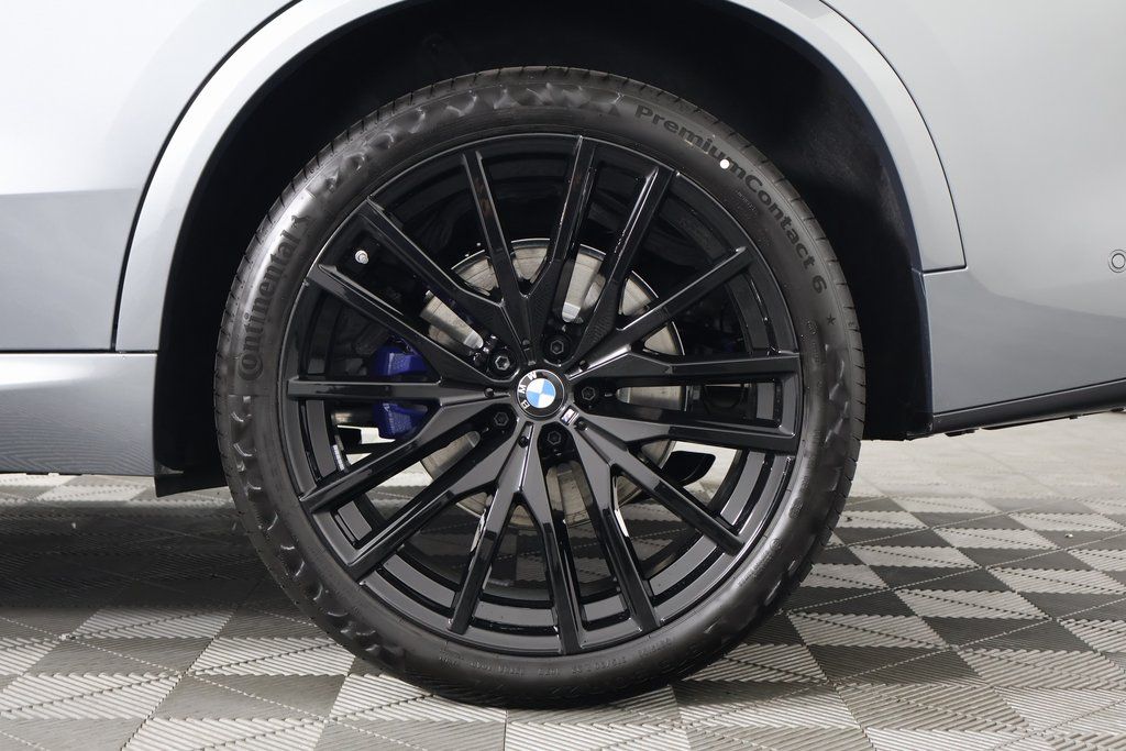 2025 BMW X5 xDrive40i 10
