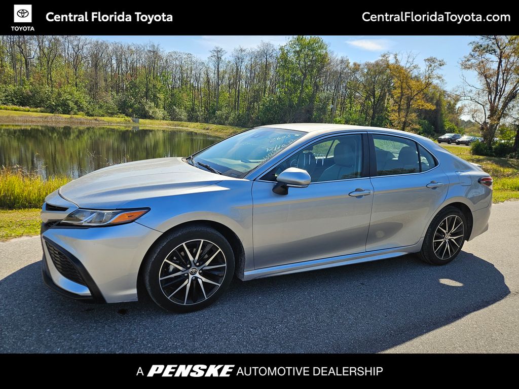 2022 Toyota Camry SE -
                Orlando, FL