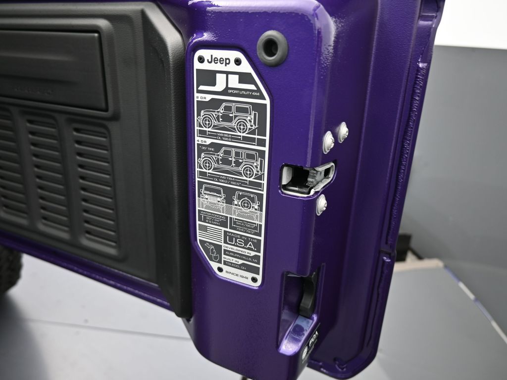 New 2026 reign Jeep Rubicon X image 37