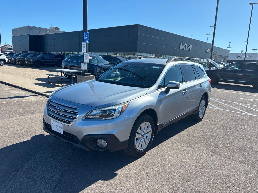 Ice Silver Metallic 2016 Subaru Outback 2.5i Premium Wagon All-Wheel Drive Continuously Variable Transmission