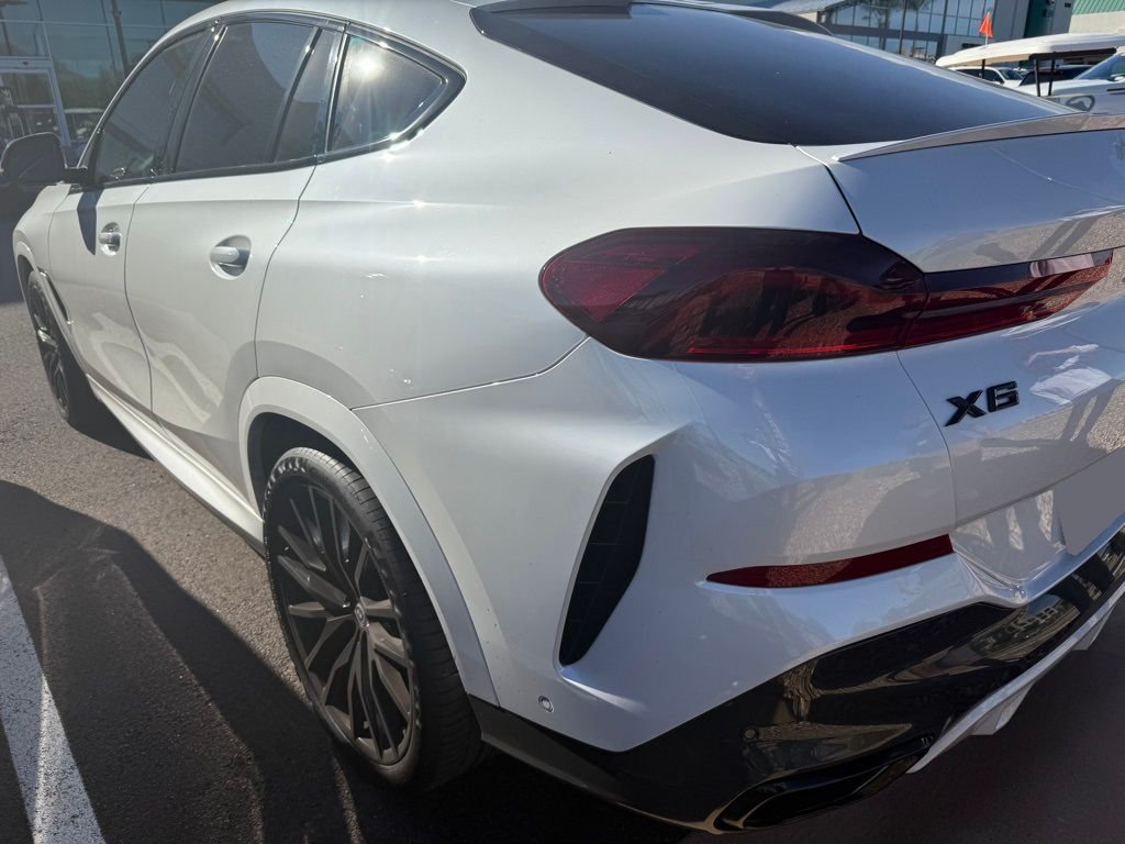 Thumbnail: 2023 BMW X6 - 3