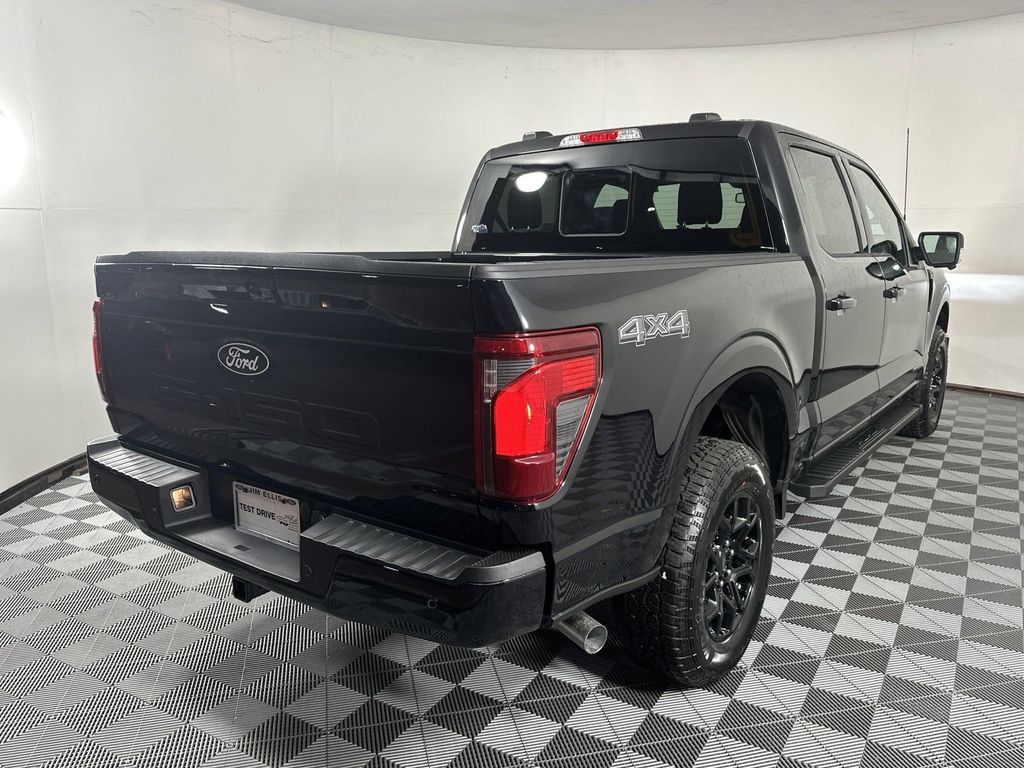 2024 Ford F-150 XLT 7