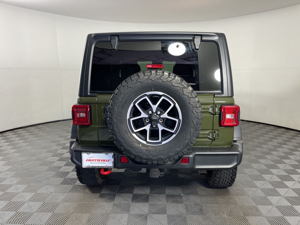 2024 Jeep Wrangler Rubicon 10