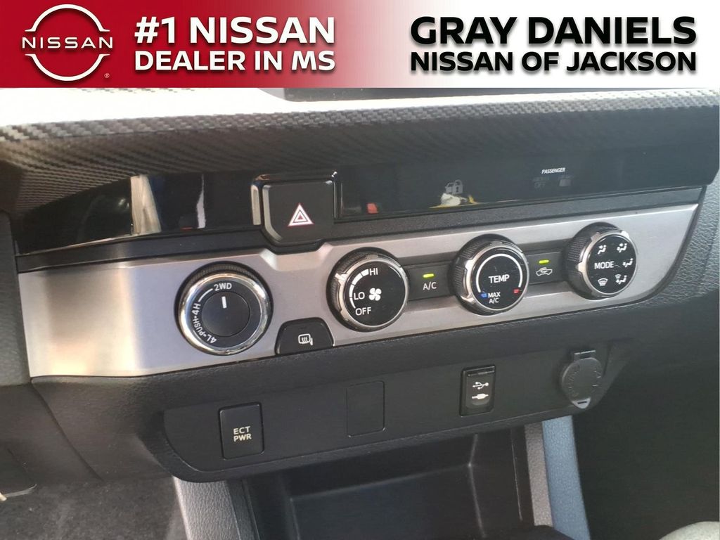 Used 2016 Toyota Tacoma Truck