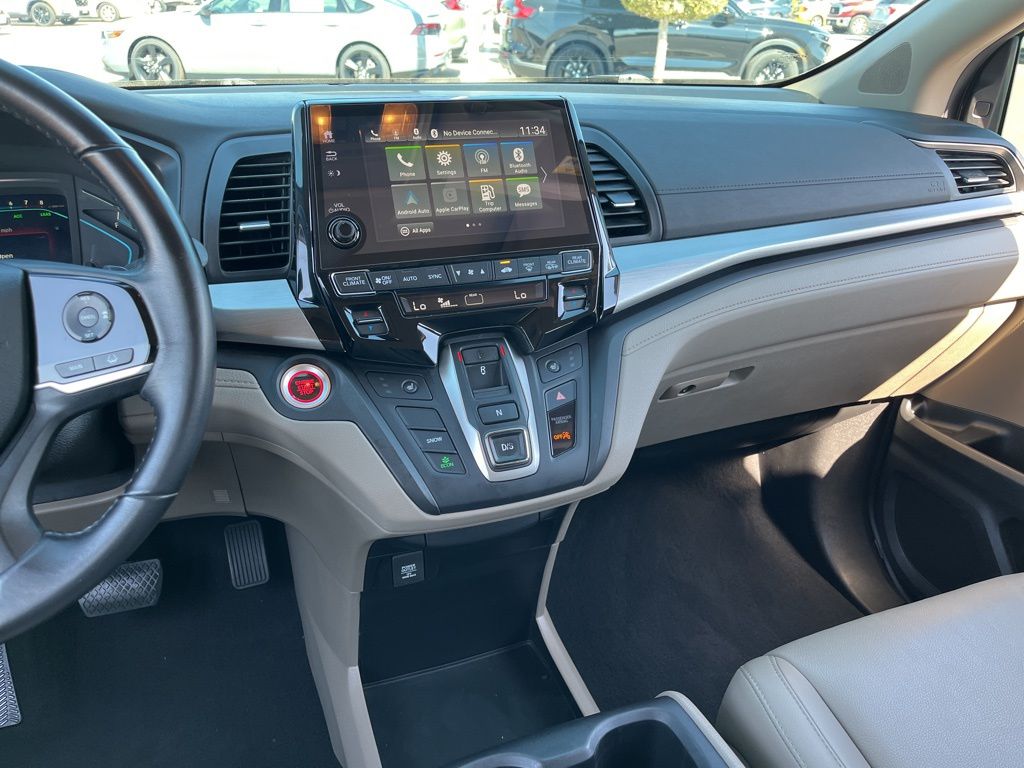 Thumbnail: 2018 Honda Odyssey - 18