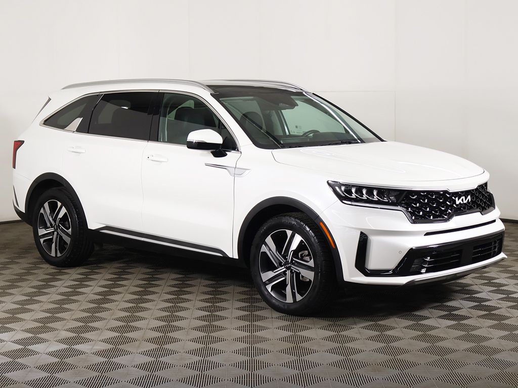 Used 2022 White Kia EX image 59