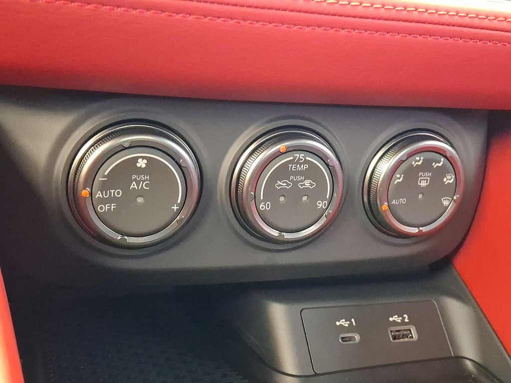 2026 Nissan Z — photo 14
