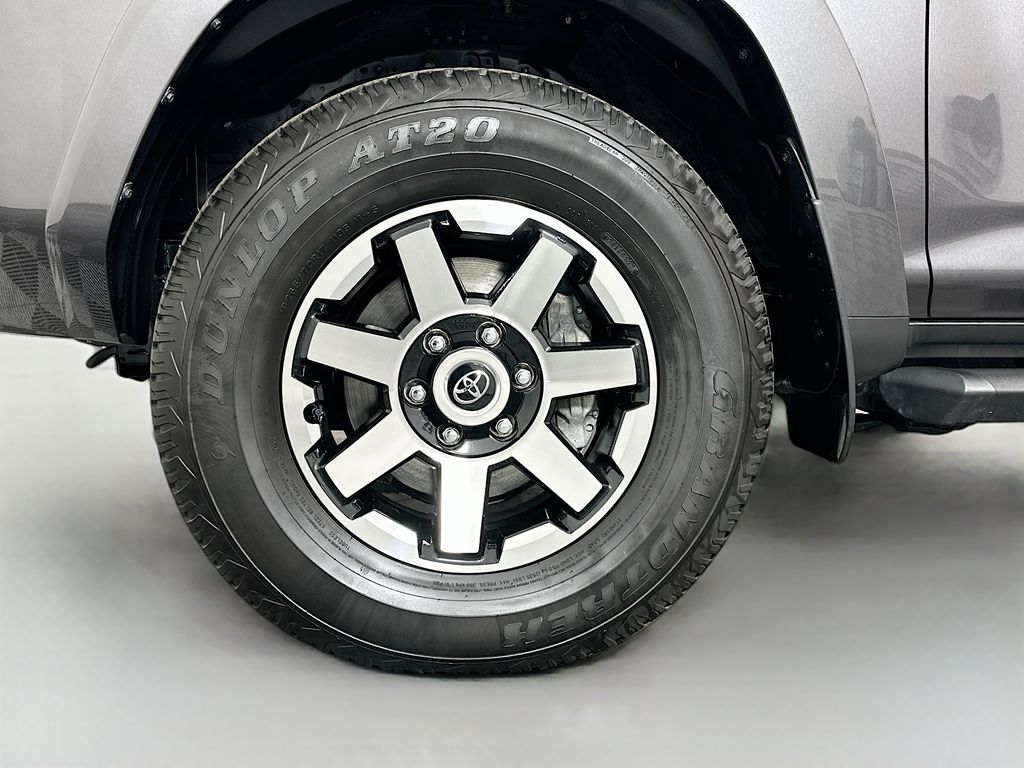 2022 Toyota 4Runner TRD Off Road 32