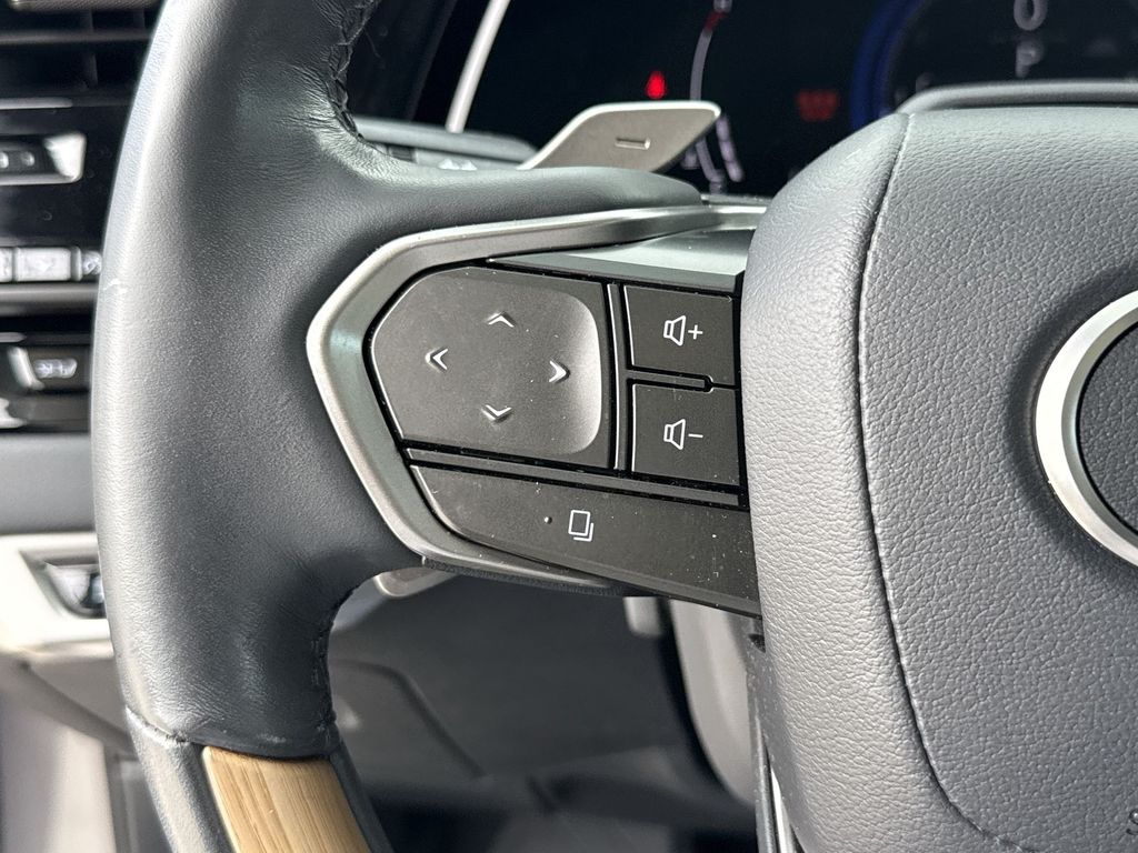 Thumbnail: 2023 Lexus RX - 26