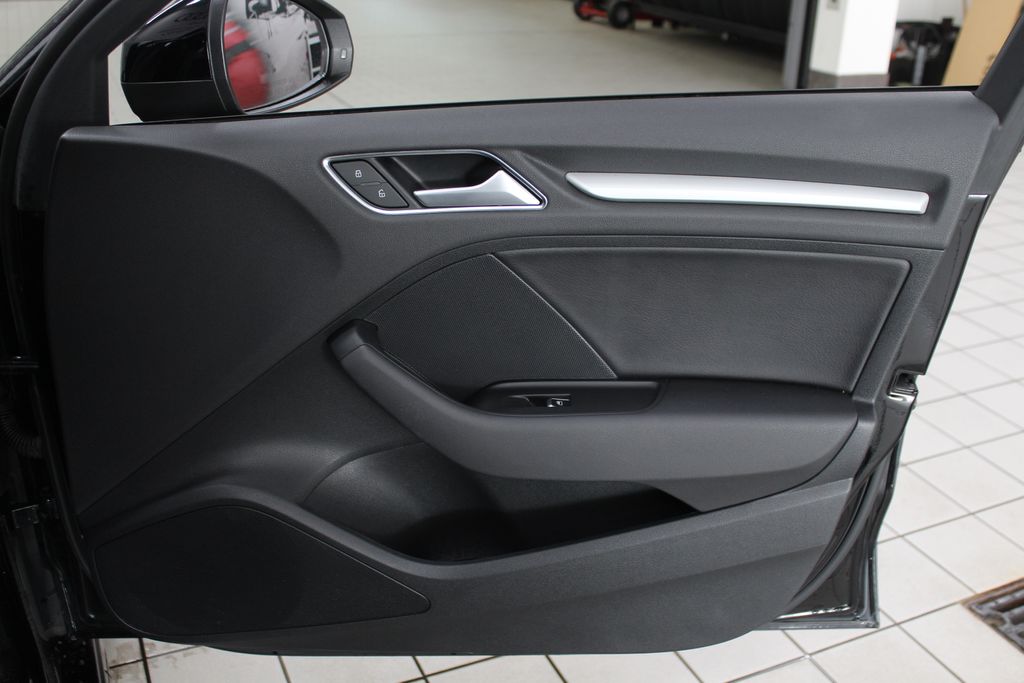 Thumbnail: 2016 Audi A3 - 27