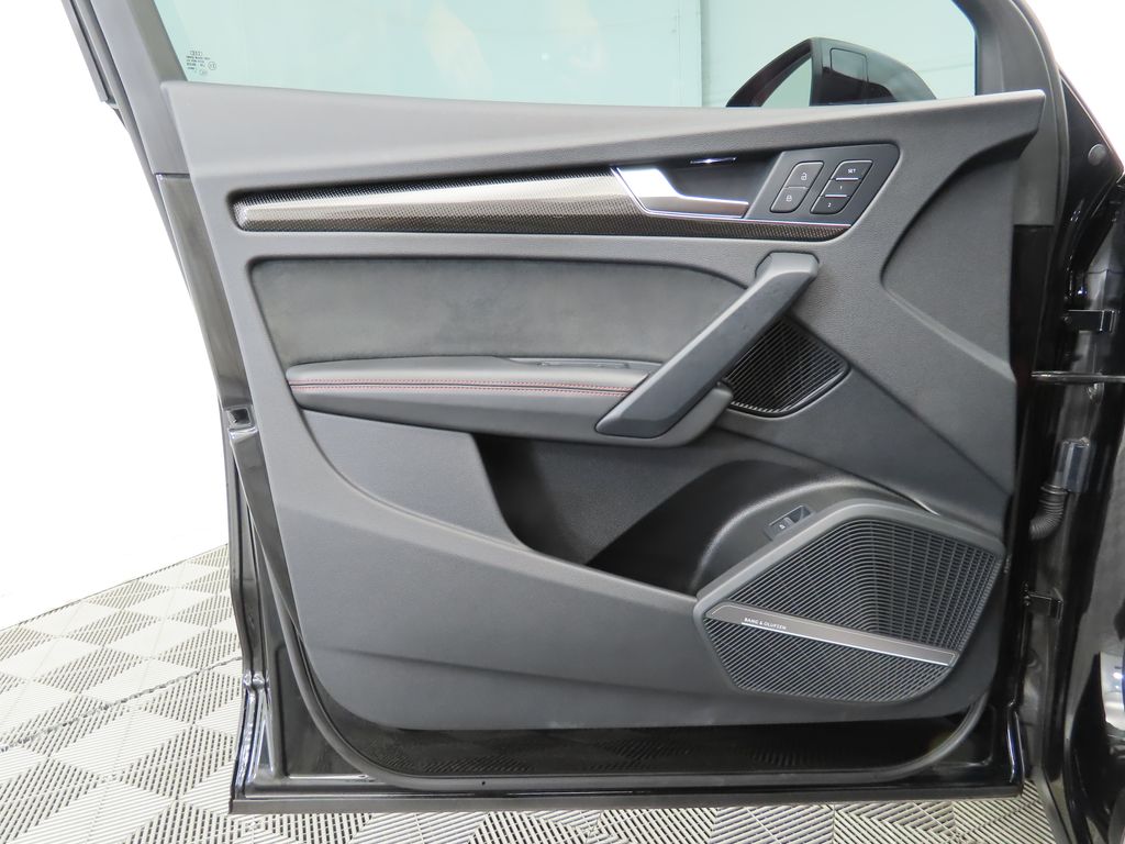 2022 Audi SQ5 Premium Plus 25
