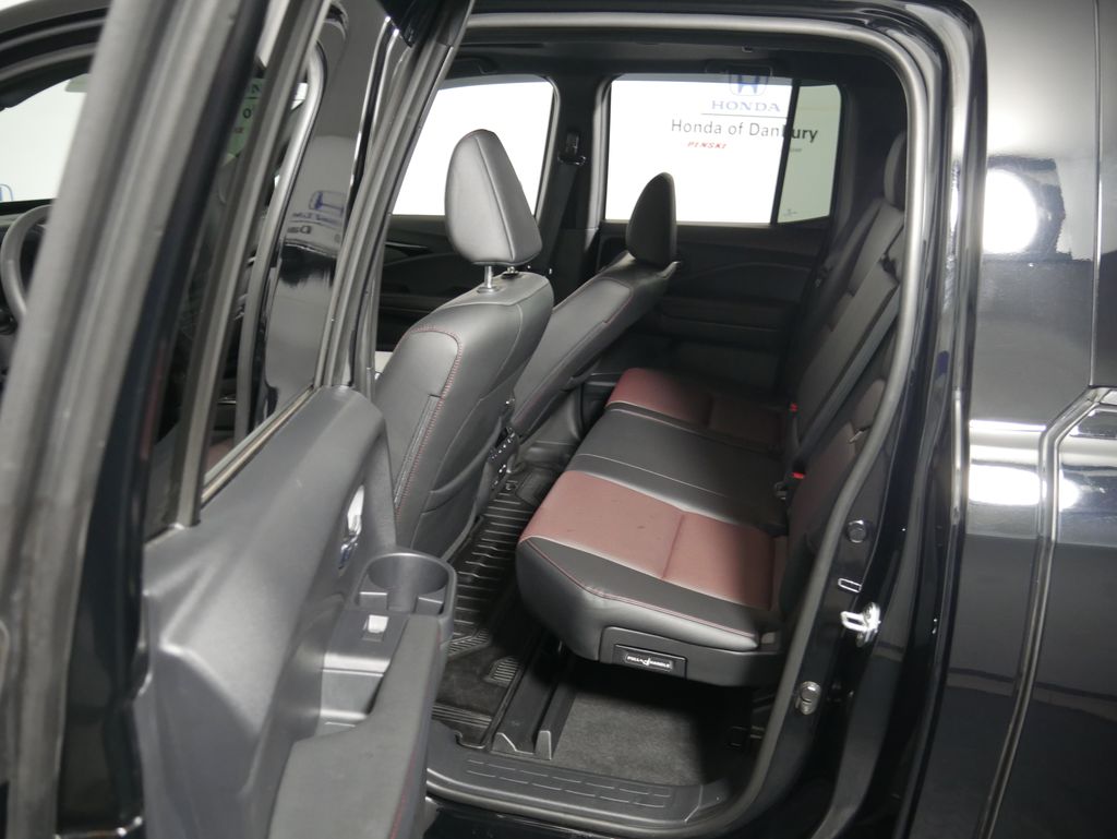 Thumbnail: 2025 Honda Ridgeline - 17
