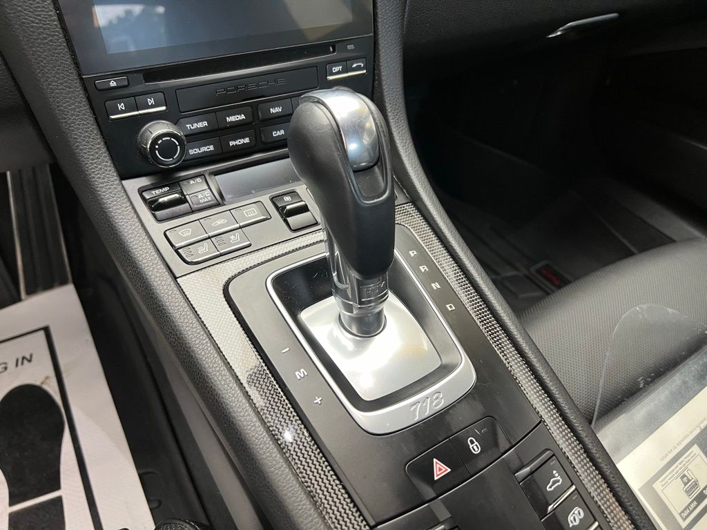 Thumbnail: 2018 Porsche 718 Cayman - 11