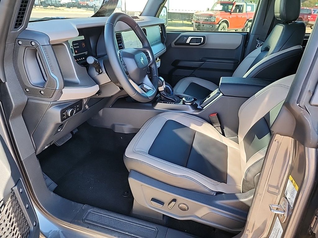 2024 Ford Bronco Wildtrak photo