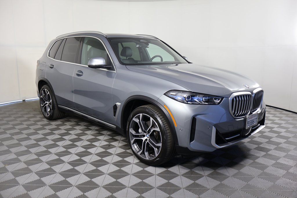 Thumbnail: 2025 BMW X5 - 3