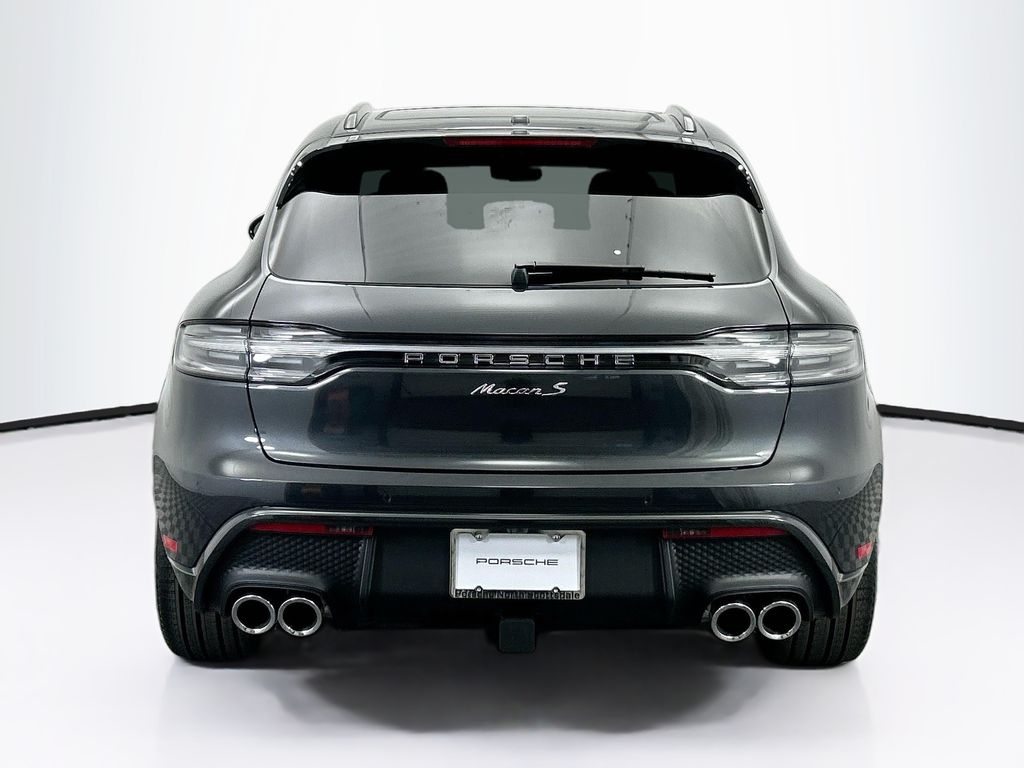 Thumbnail: 2026 Porsche Macan - 6
