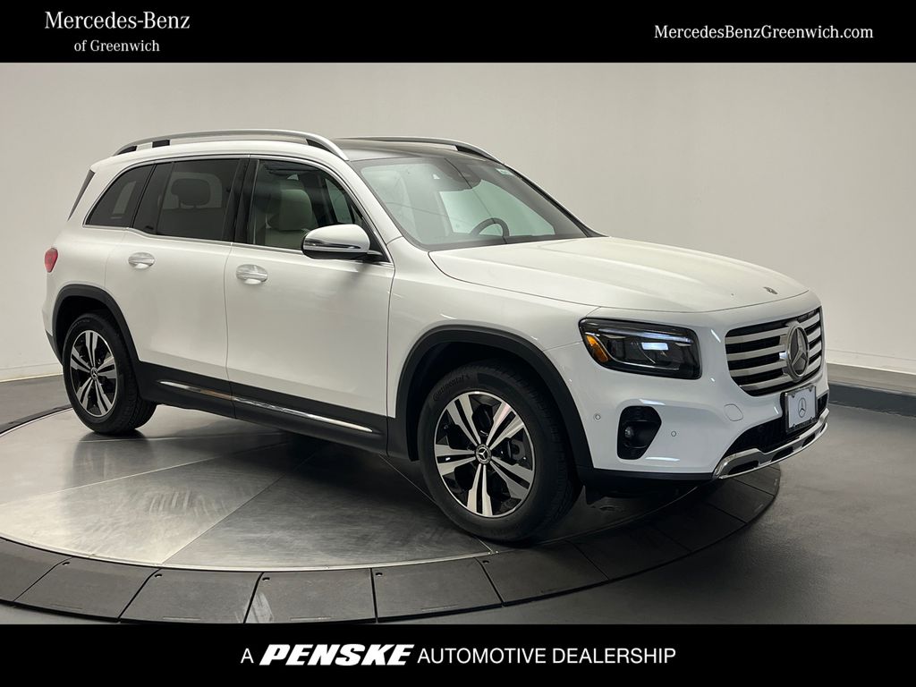 2025 Mercedes-Benz GLB 250 -
                Greenwich, CT