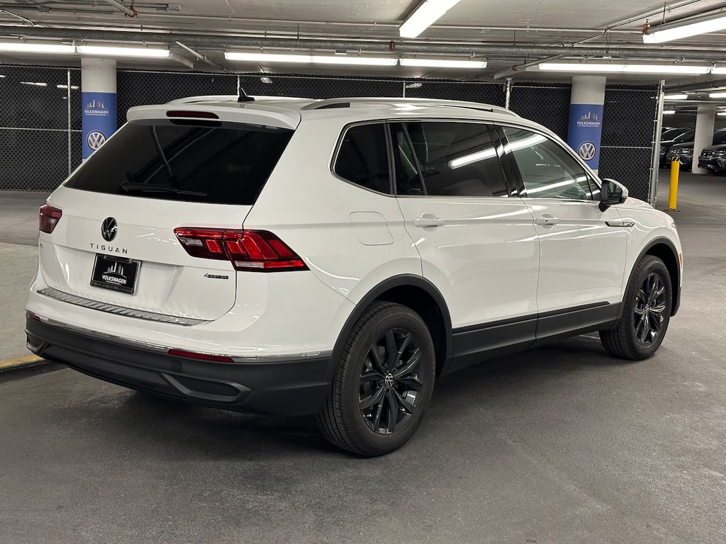 2024 Volkswagen Tiguan 2.0T SE 9