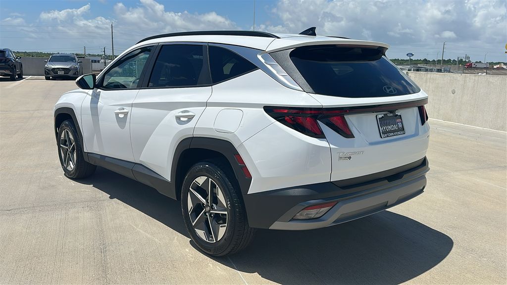 2025 Hyundai Tucson SEL White at Baytown Hyundai