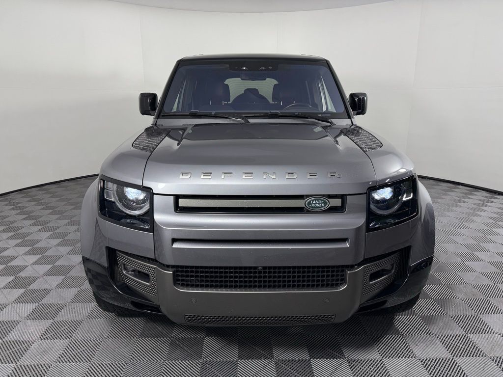 Thumbnail: 2021 Land Rover Defender - 2