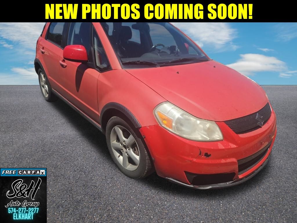 Red 2009 Suzuki SX4 SUV / Crossover