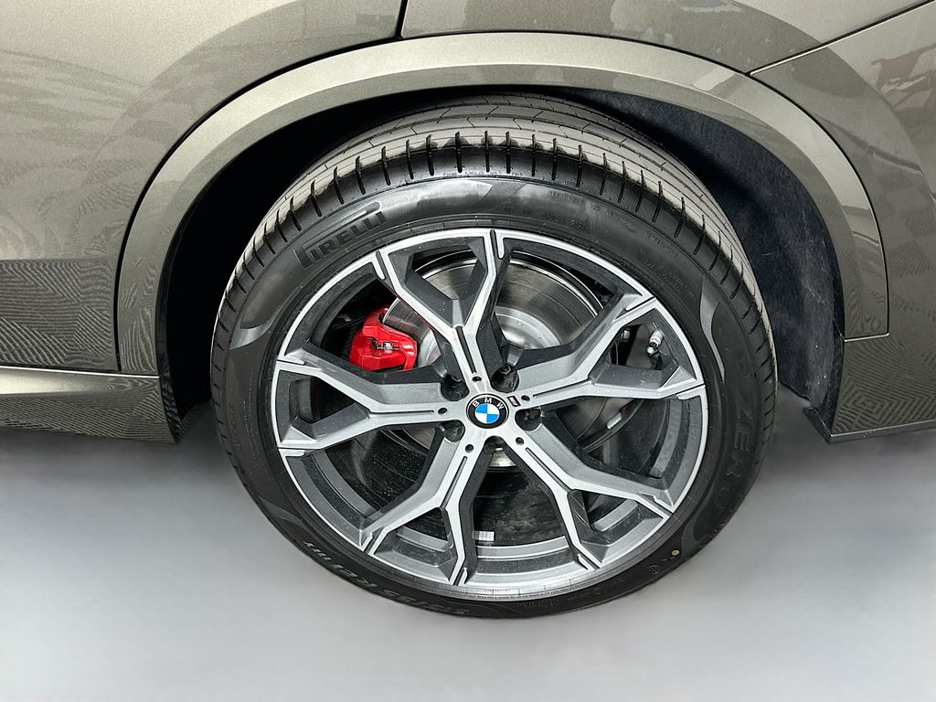 Thumbnail: 2026 BMW X5 - 23