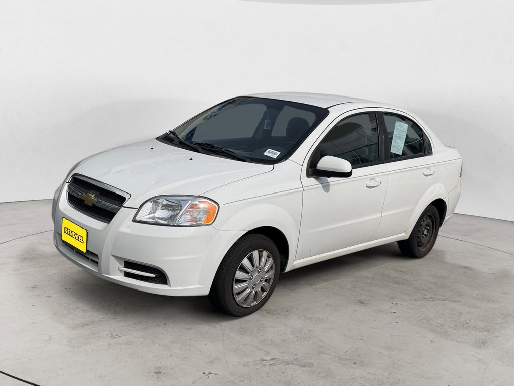 2010 Chevrolet Aveo 1LT's photo