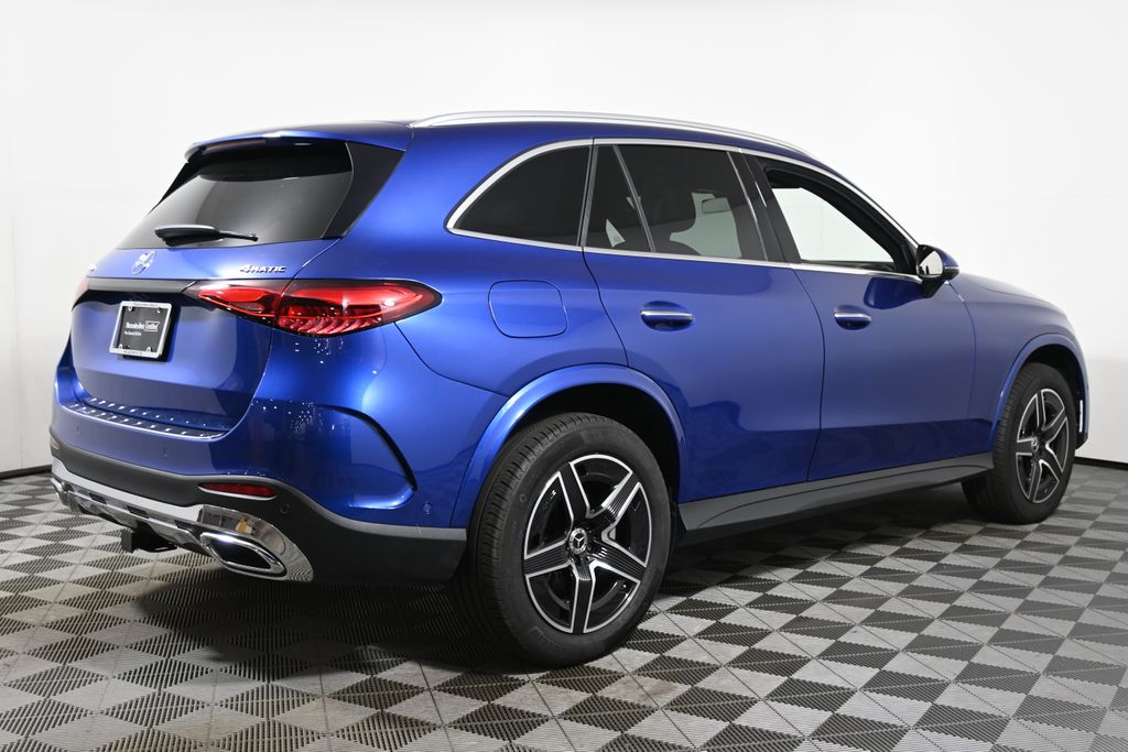 Thumbnail: 2023 Mercedes-Benz GLC - 10