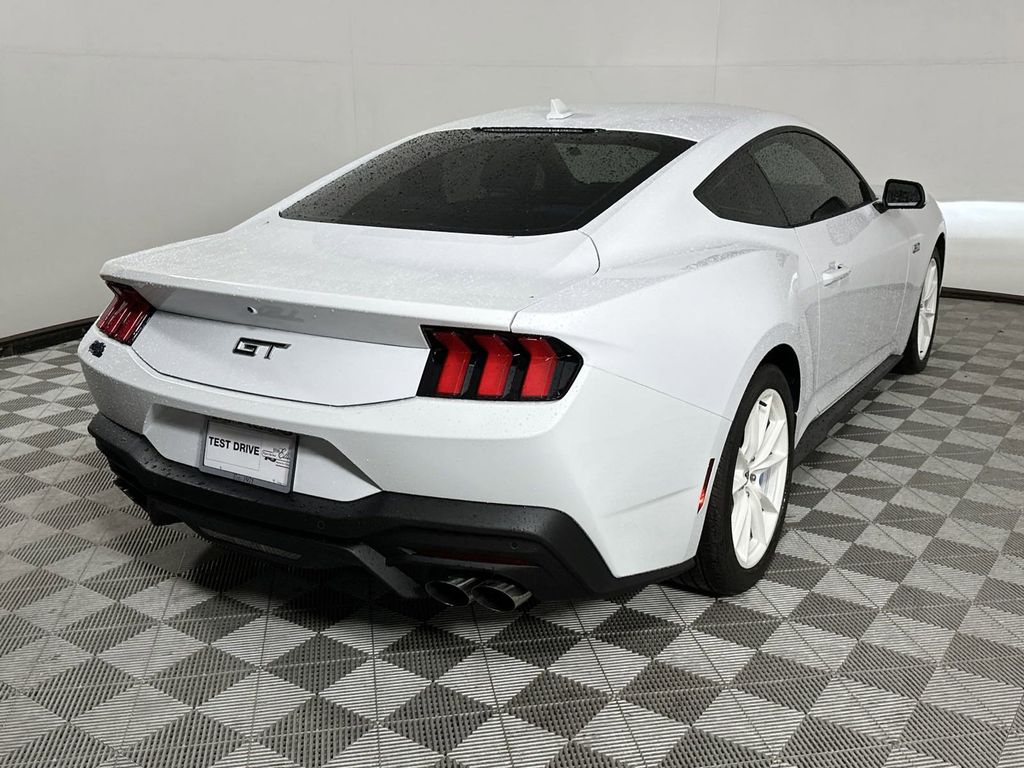 2024 Ford Mustang GT 7