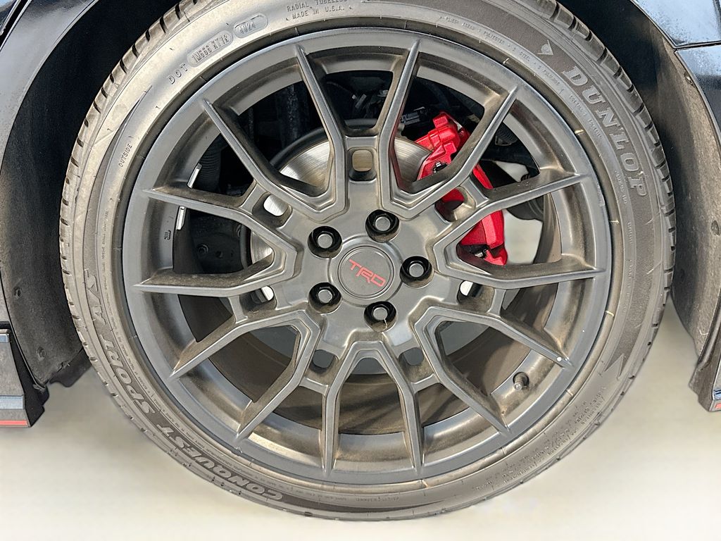 Thumbnail: 2021 Toyota Avalon - 32