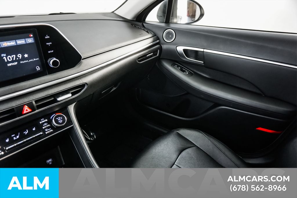Used 2020 Silver Hyundai SEL image 39
