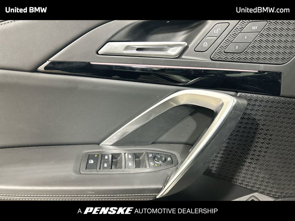 Thumbnail: 2023 BMW X1 - 11