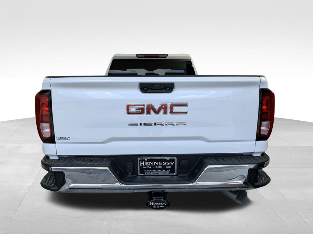 2024 GMC Sierra 2500HD Pro 4