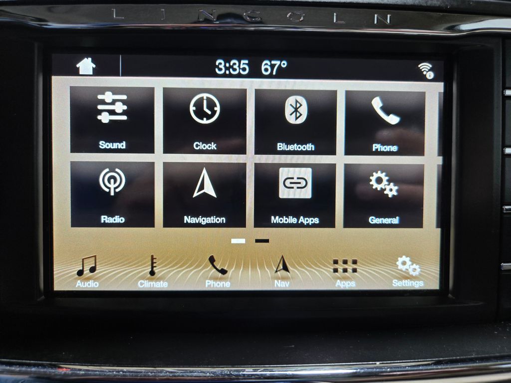 2017 Lincoln Continental Reserve - Photo 21