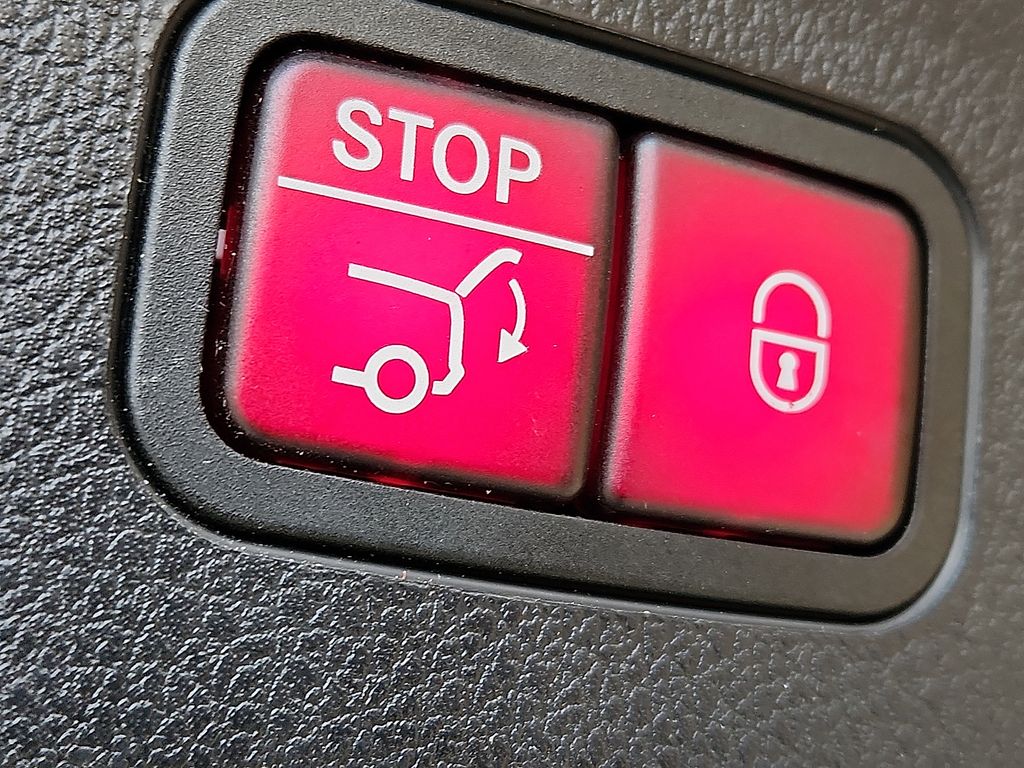 Thumbnail: 2022 Mercedes-Benz GLE - 30