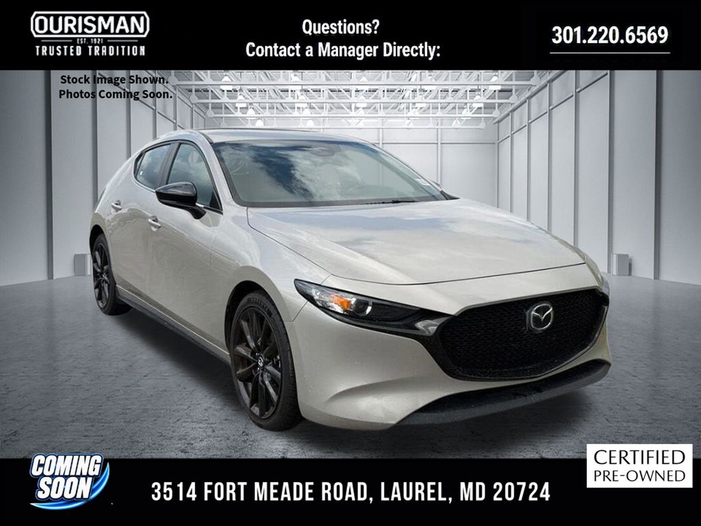 Gray (Platinum Quartz Metallic) 2026 Mazda MAZDA3 Hatchback Front-Wheel Drive 6-Speed Automatic