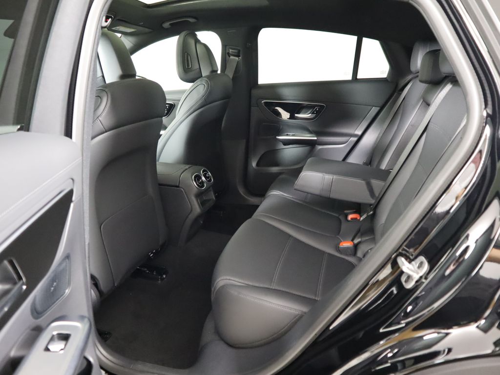 Thumbnail: 2026 Mercedes-Benz GLC - 23