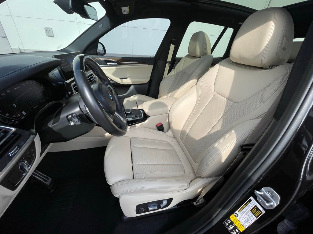 Thumbnail: 2022 BMW X3 - 28