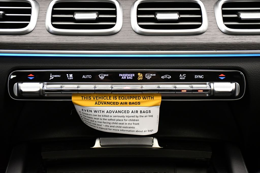 Thumbnail: 2026 Mercedes-Benz GLS - 28