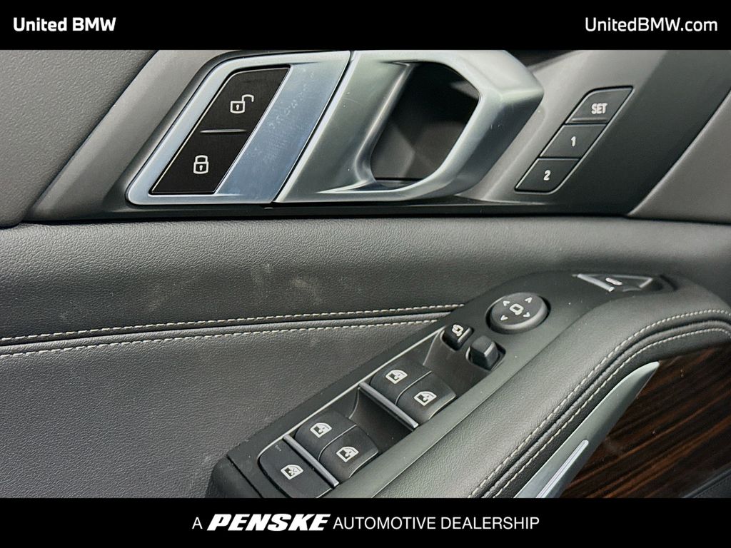 Thumbnail: 2026 BMW X5 - 3