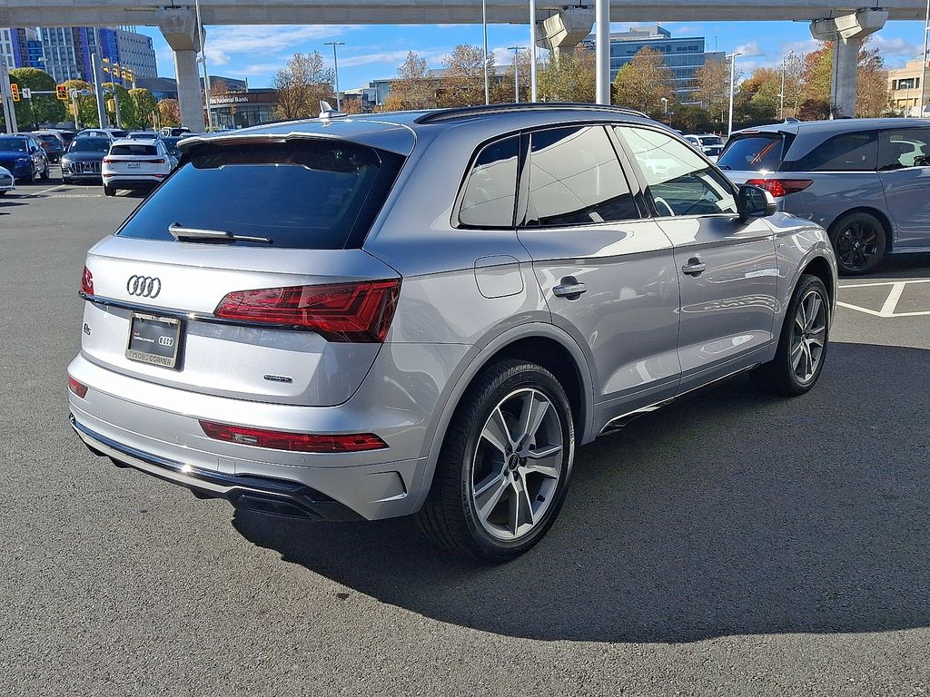 Thumbnail: 2025 Audi Q5 - 4