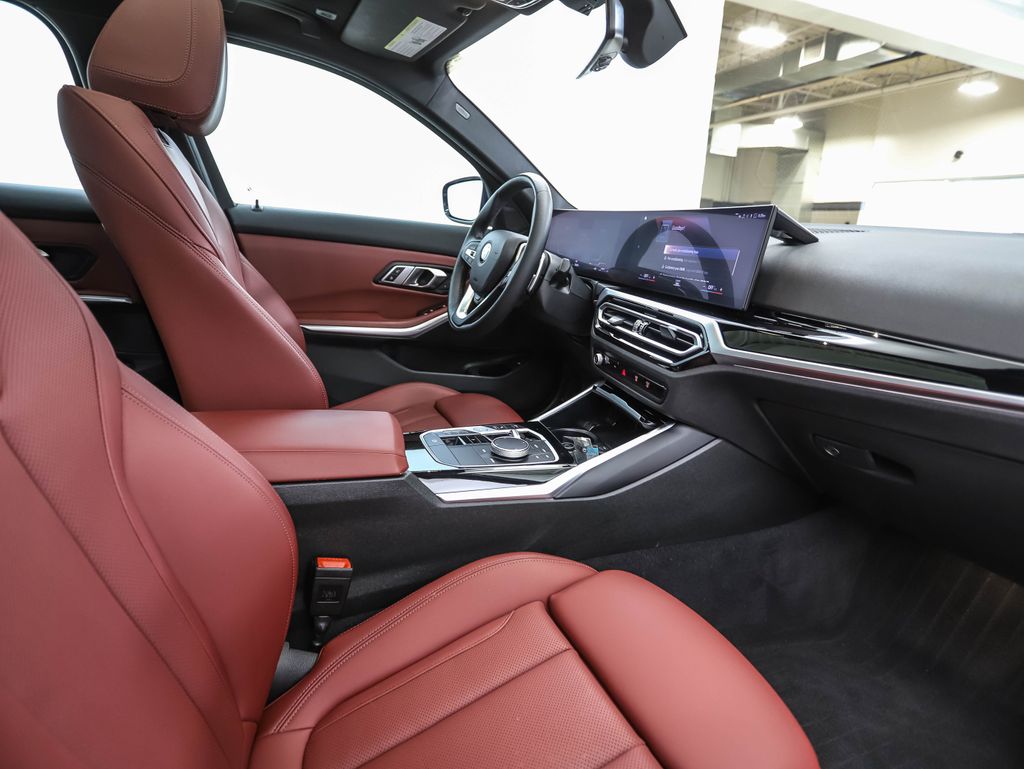 Thumbnail: 2023 BMW 3 Series - 30